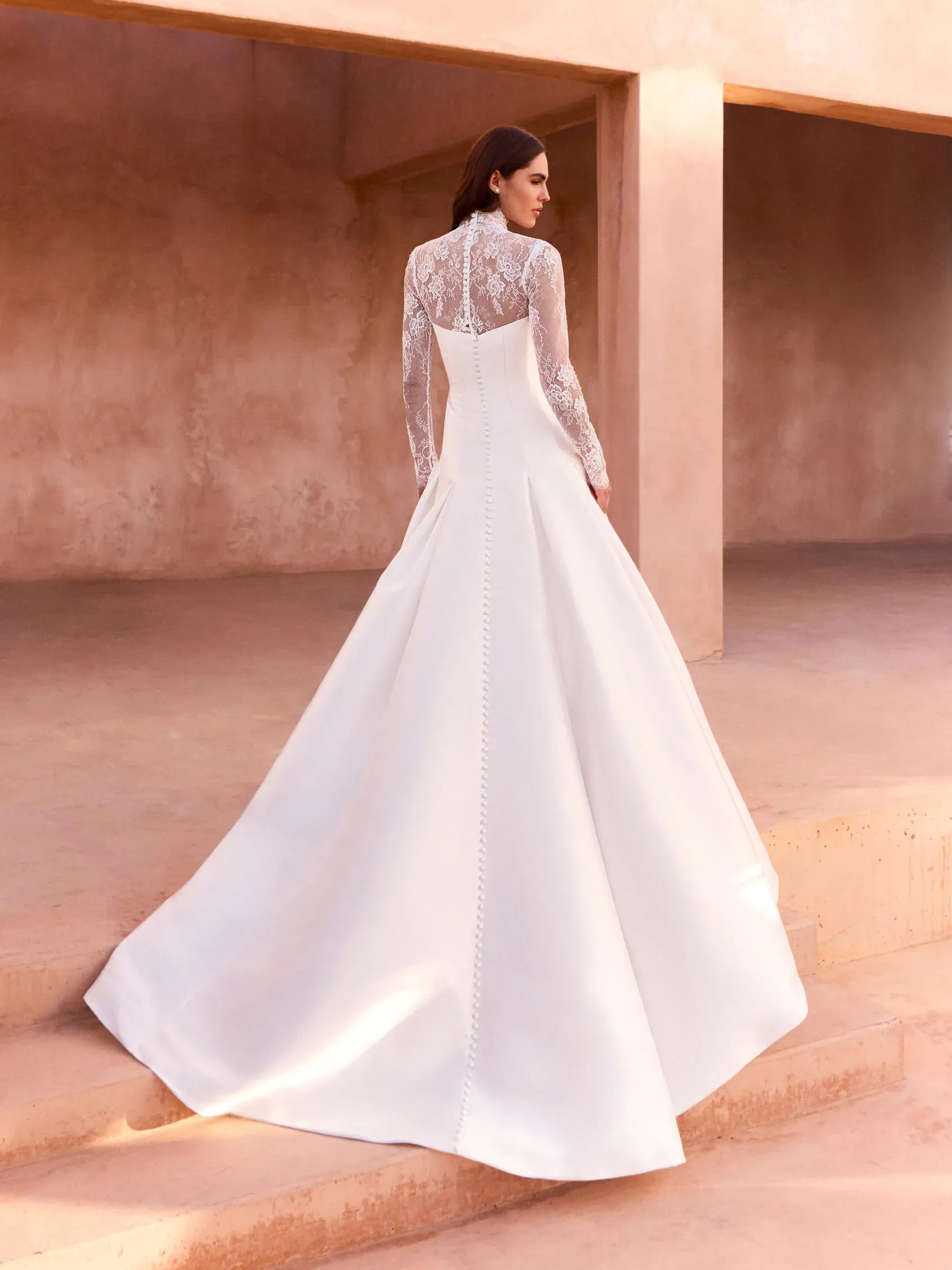 Pronovias Wedding Dress Isabelae Isabelae La Maison Bridal Boutique Ottawa Ontario