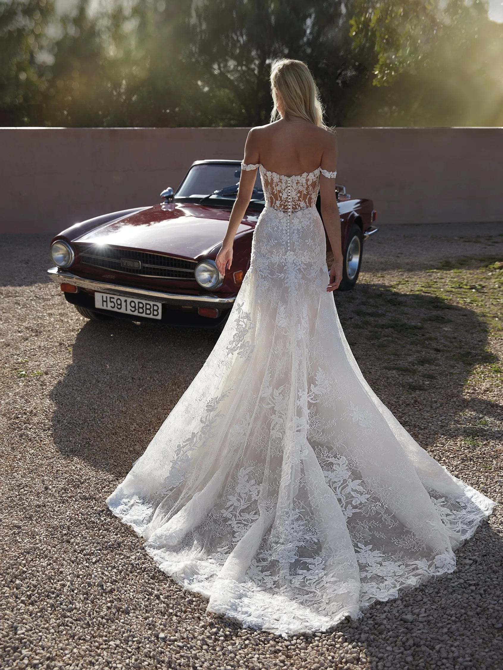 Pronovias Wedding Dress Phuket La Maison Bridal Boutique Ottawa Ontario