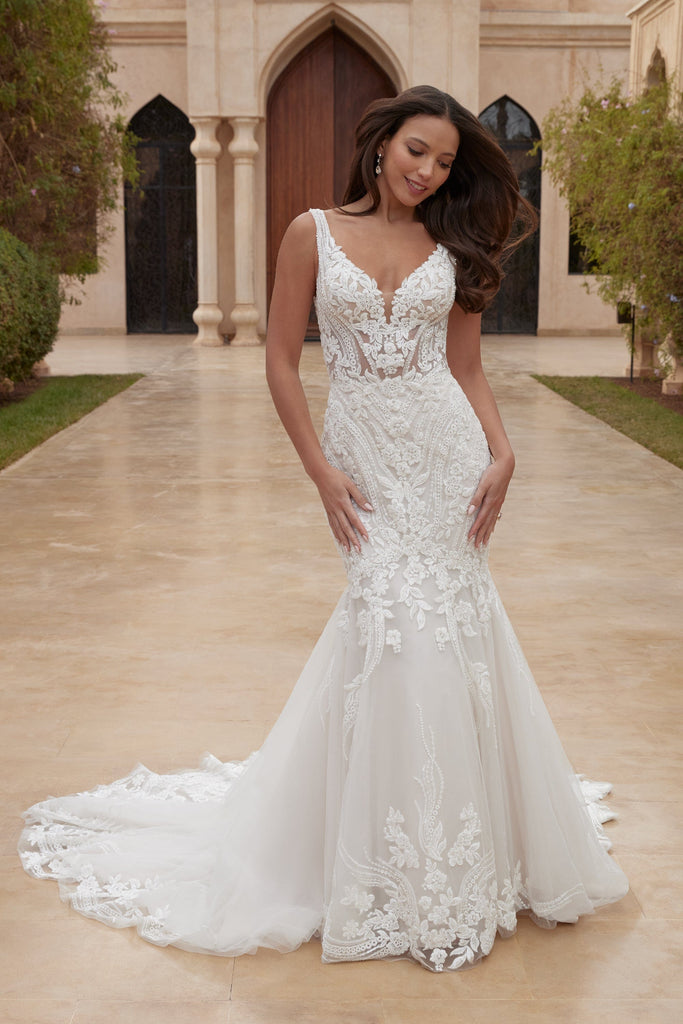 Sincerity Bridal Wedding Dress 44426 La Maison Bridal Boutique Ottawa Ontario