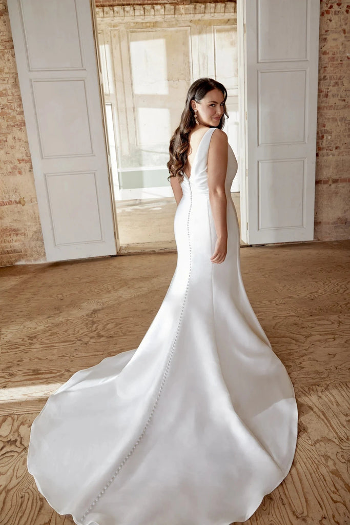 Sincerity Bridal Wedding Dress 44505 44505 La Maison Bridal Boutique Ottawa Ontario
