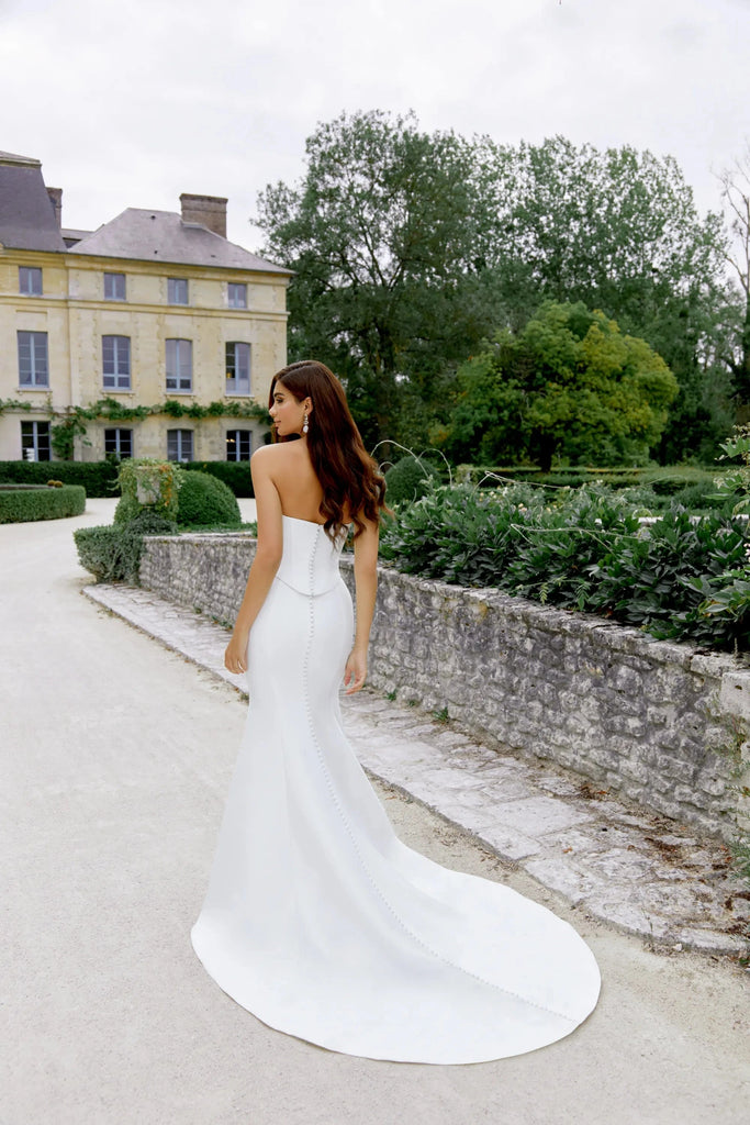 Sincerity Bridal Wedding Dress 44506 44506 La Maison Bridal Boutique Ottawa Ontario