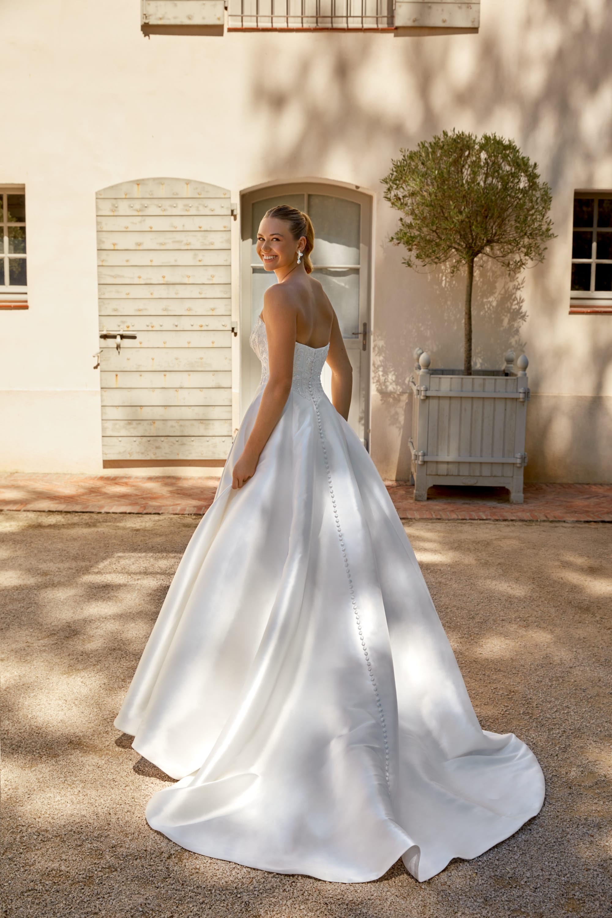 Sincerity Bridal Wedding Dress 44596 44596 La Maison Bridal Boutique Ottawa Ontario