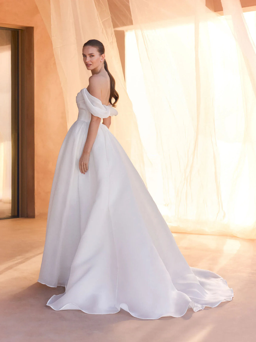 Pronovias Wedding Dress Zelias Zelias La Maison Bridal Boutique Ottawa Ontario