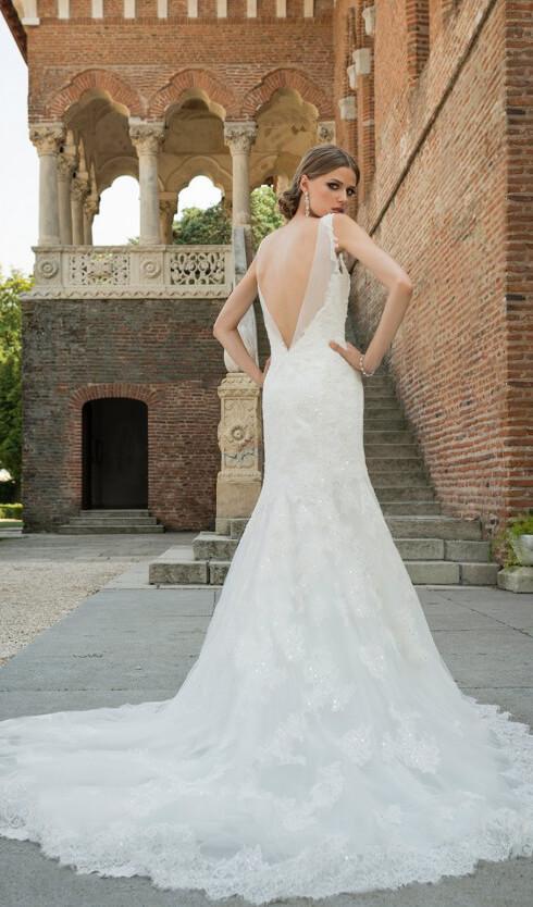 Bien Savvy Wedding Dress Addicted to Stars La Maison Bridal Boutique Ottawa Ontario