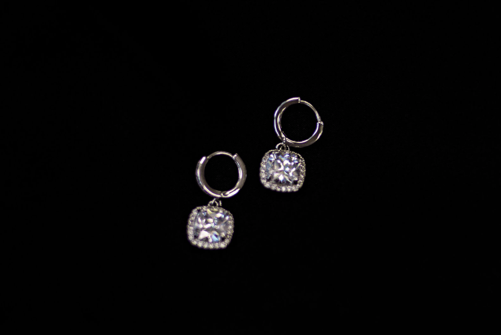 Chic Bridals Bridal Earrings EA-011 La Maison Bridal Boutique Ottawa Ontario
