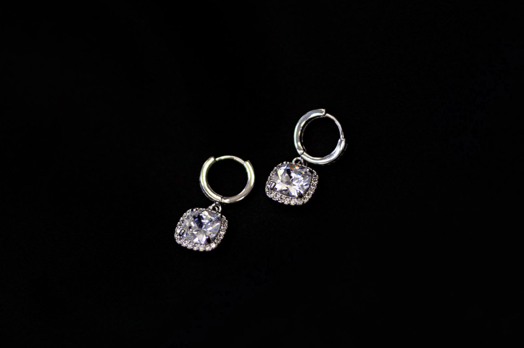 Chic Bridals Bridal Earrings EA-011 La Maison Bridal Boutique Ottawa Ontario