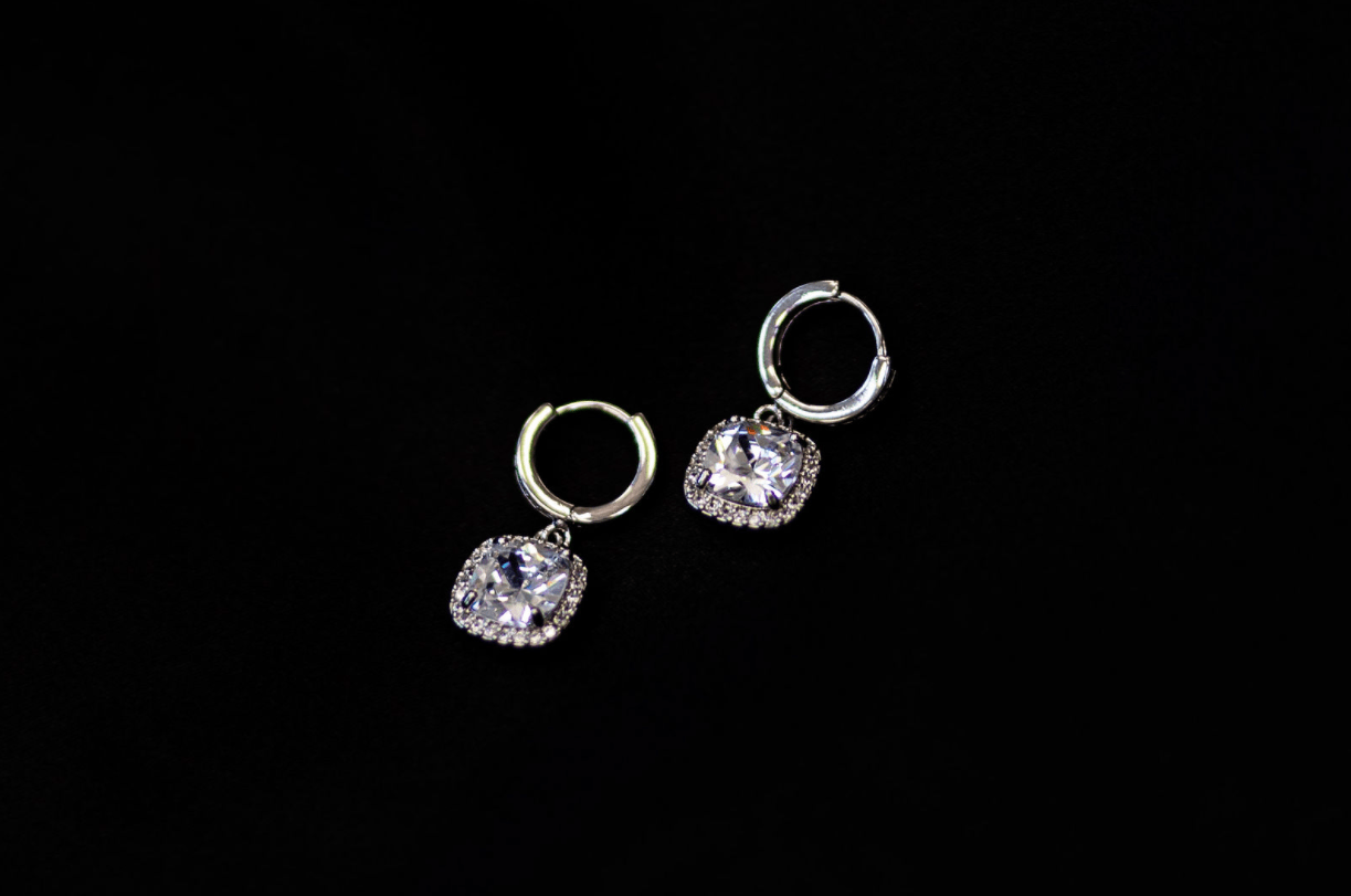 Chic Bridals Bridal Earrings EA-011 La Maison Bridal Boutique Ottawa Ontario