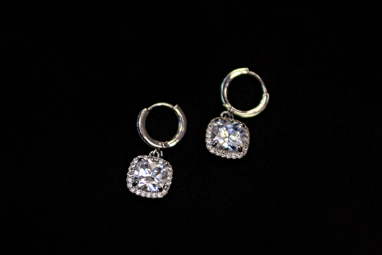 Chic Bridals Bridal Earrings EA-011 La Maison Bridal Boutique Ottawa Ontario