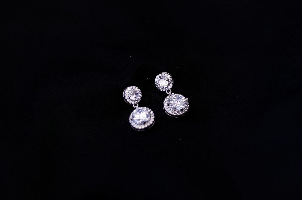 Chic Bridals Bridal Earrings EA-021 La Maison Bridal Boutique Ottawa Ontario