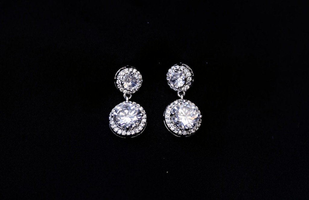Chic Bridals Bridal Earrings EA-021 La Maison Bridal Boutique Ottawa Ontario
