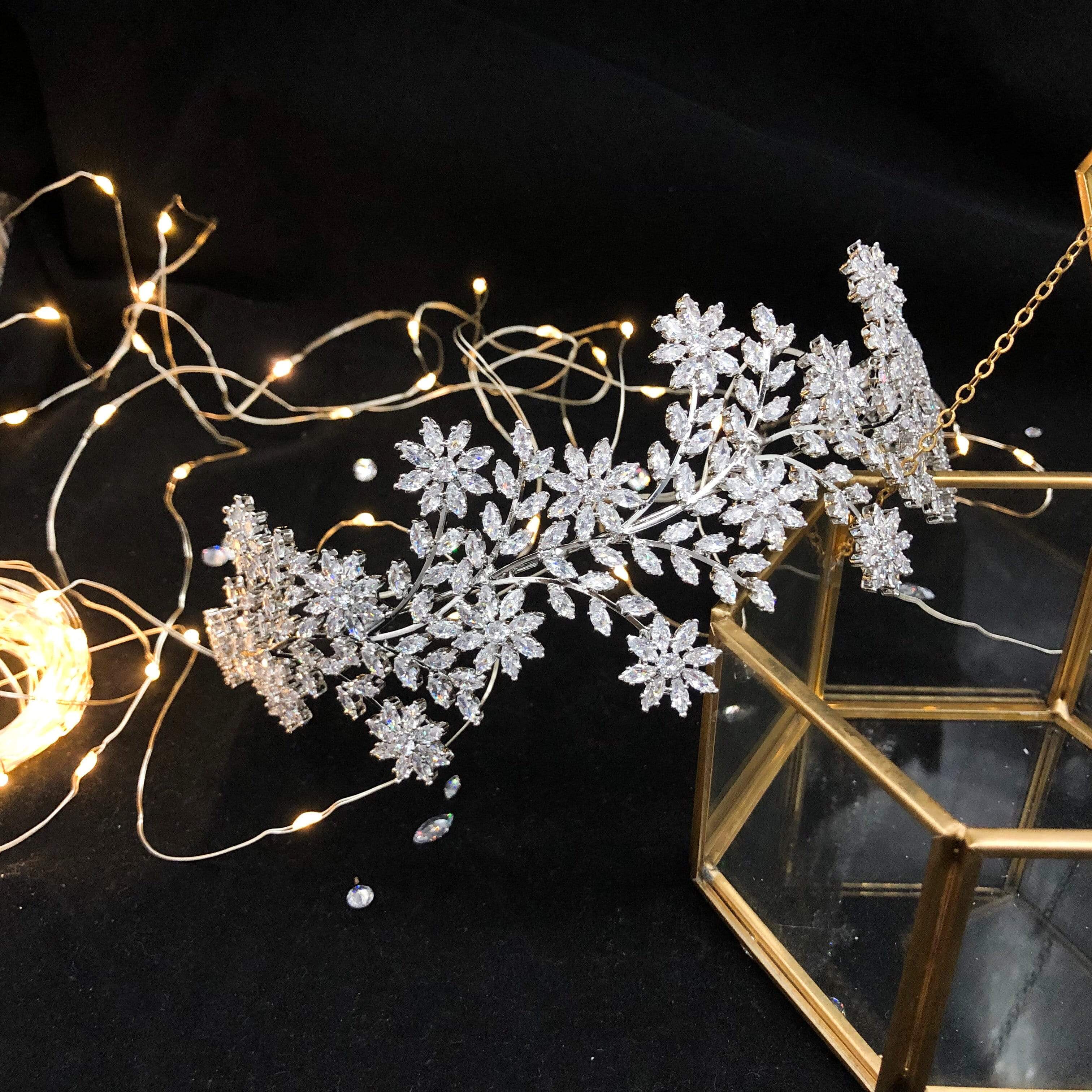 Chic Bridals Headpieces HP-008 La Maison Bridal Boutique Ottawa Ontario