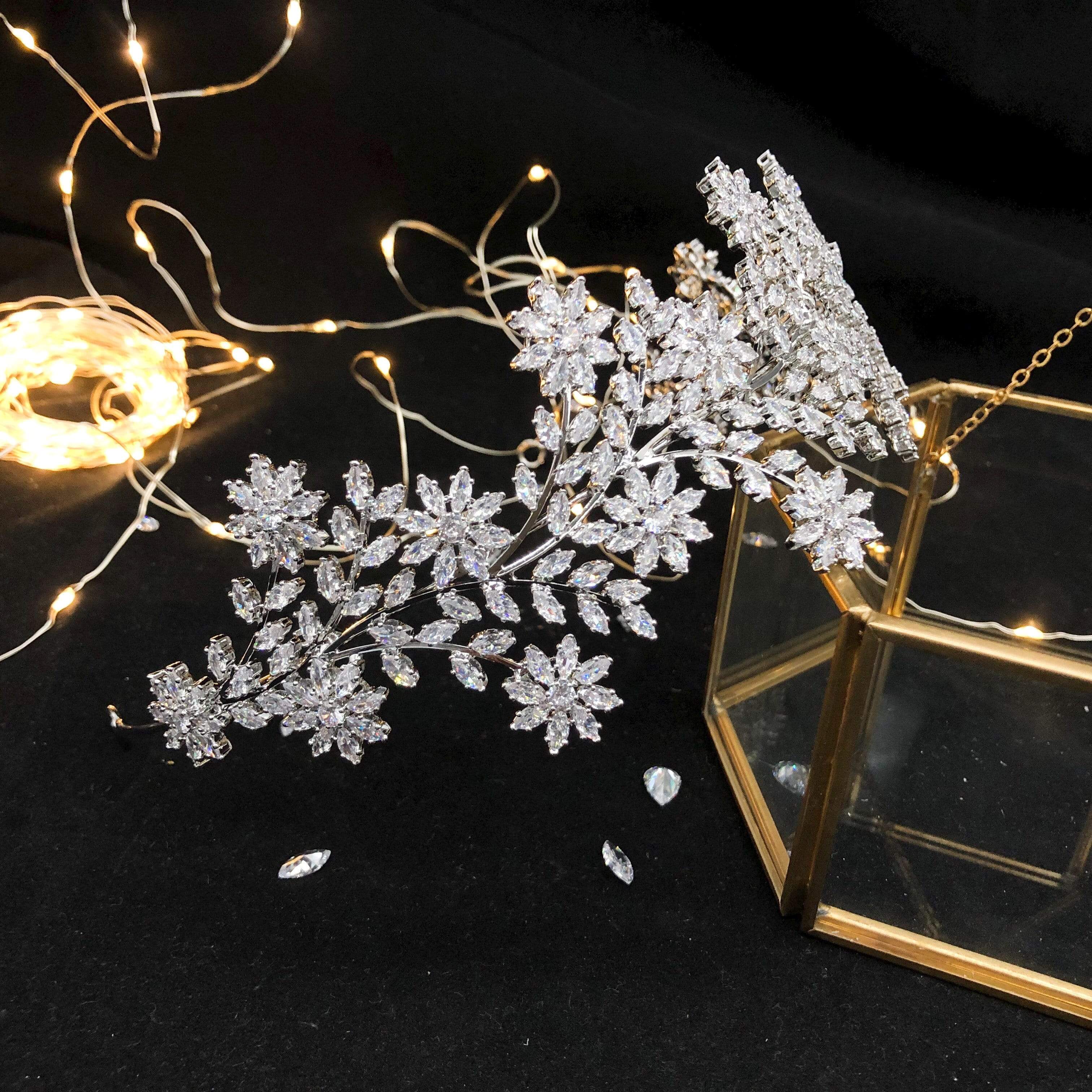 Chic Bridals Headpieces HP-008 La Maison Bridal Boutique Ottawa Ontario