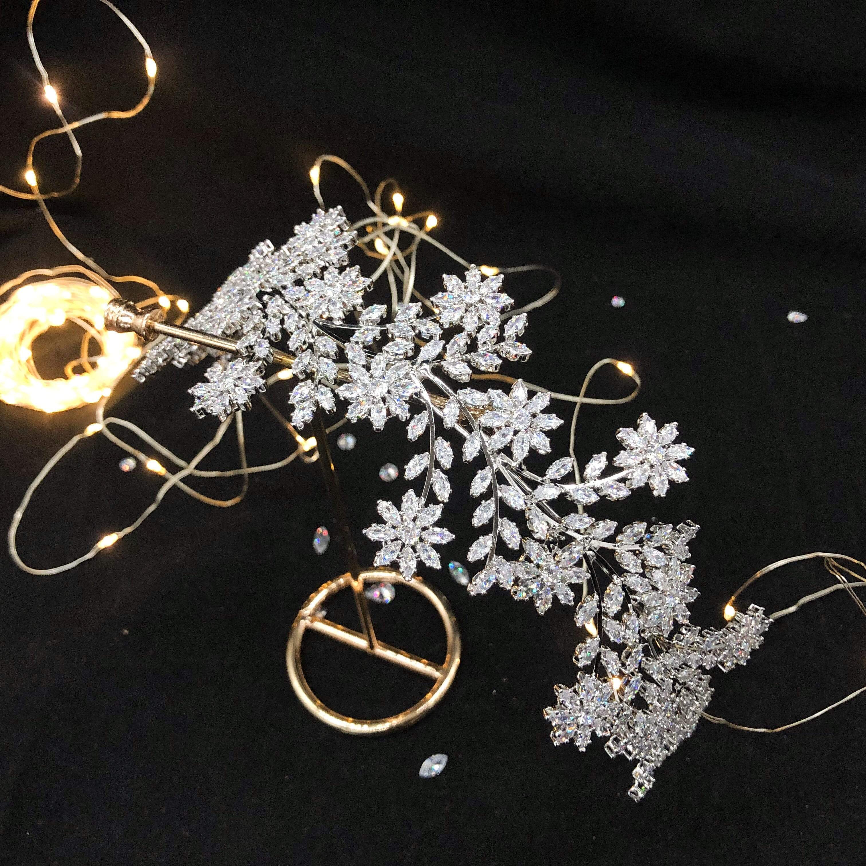 Chic Bridals Headpieces HP-008 La Maison Bridal Boutique Ottawa Ontario