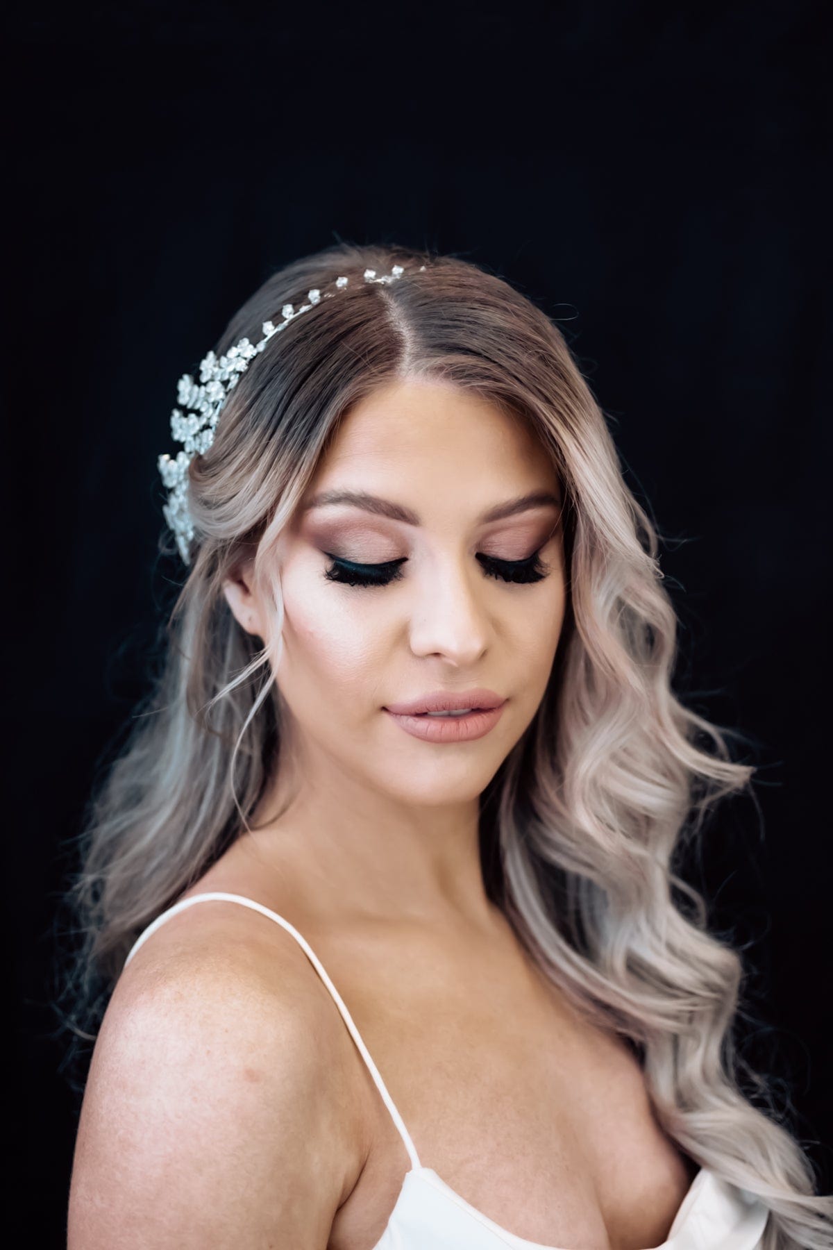 Chic Bridals Headpieces HP-010 La Maison Bridal Boutique Ottawa Ontario