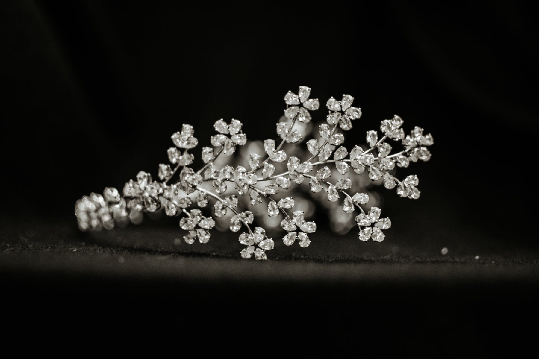 Chic Bridals Headpieces HP-010 La Maison Bridal Boutique Ottawa Ontario