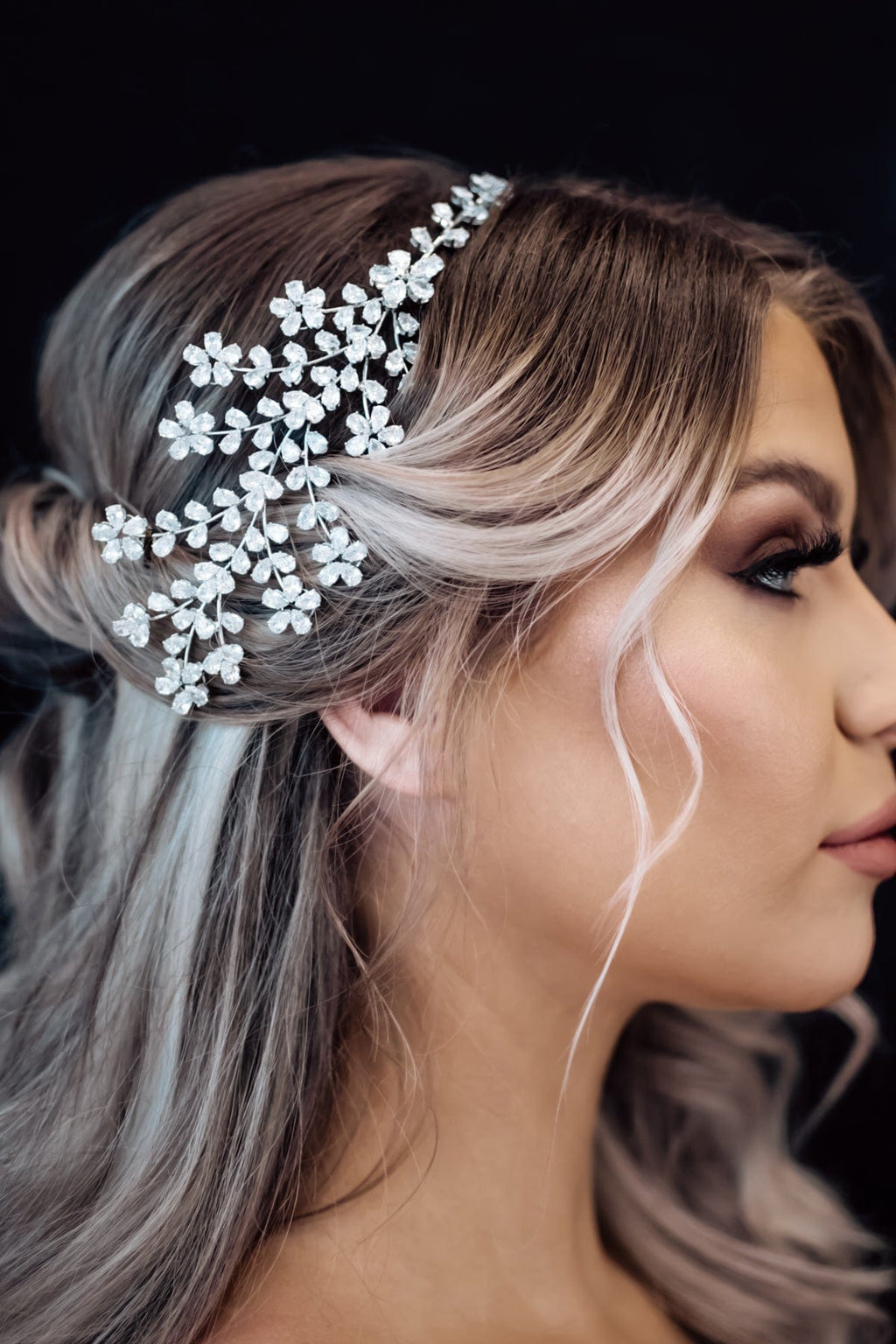 Chic Bridals Headpieces HP-010 La Maison Bridal Boutique Ottawa Ontario