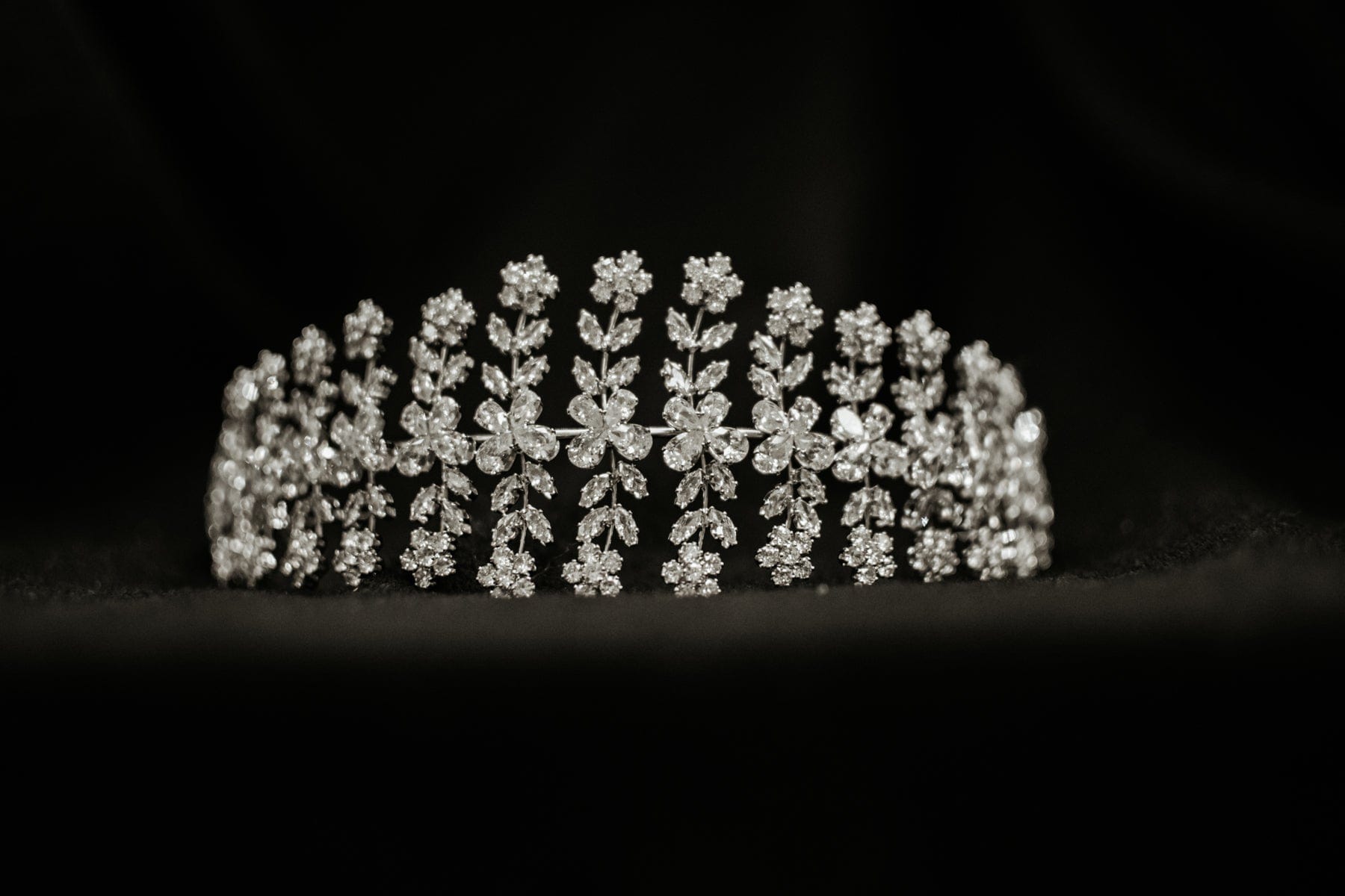 Chic Bridals Headpieces HP-020 La Maison Bridal Boutique Ottawa Ontario