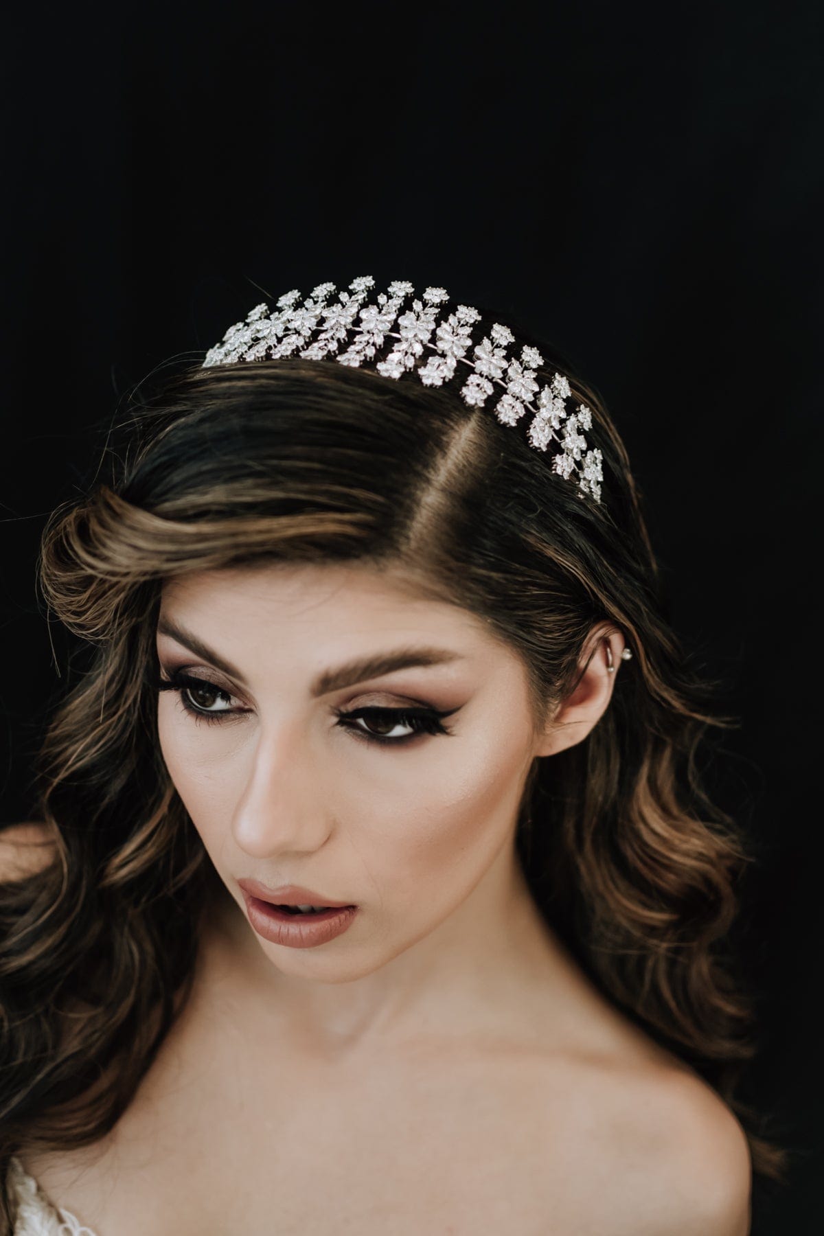 Chic Bridals Headpieces HP-020 La Maison Bridal Boutique Ottawa Ontario