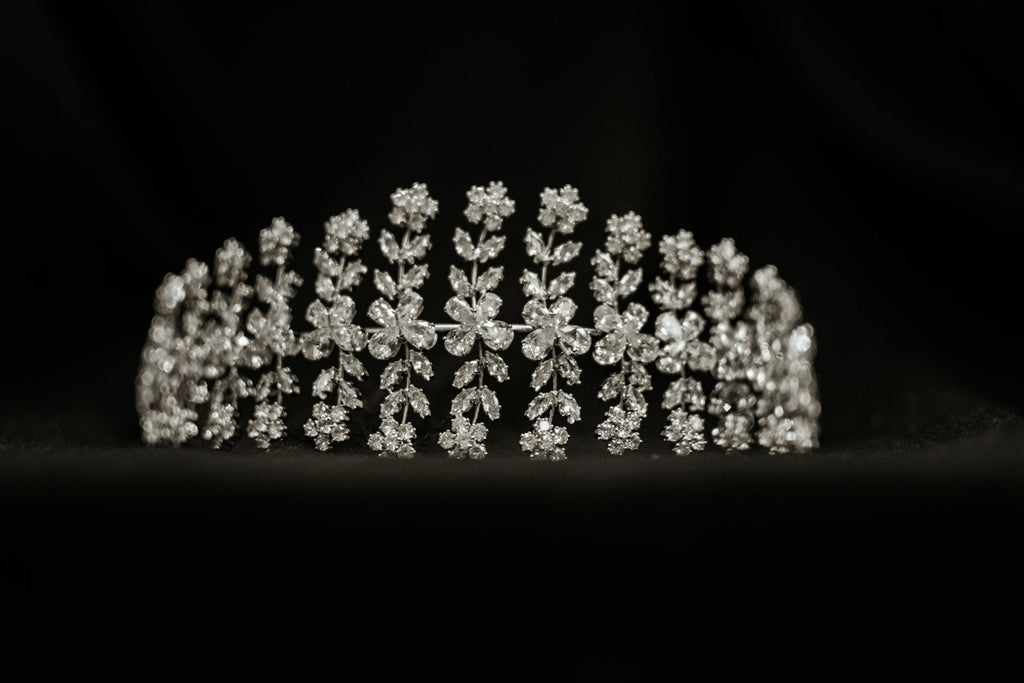 Chic Bridals Headpieces HP-020 La Maison Bridal Boutique Ottawa Ontario