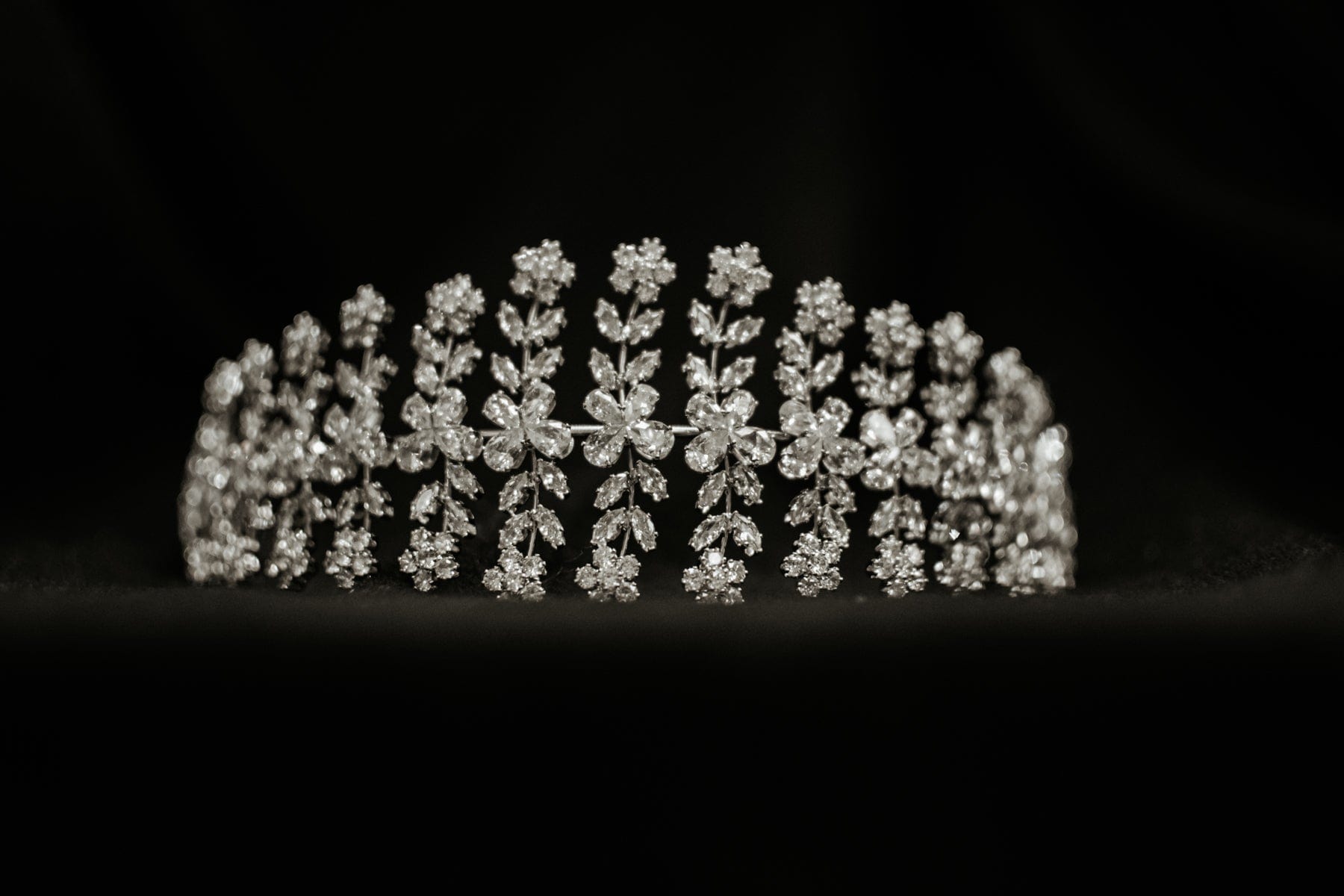Chic Bridals Headpieces HP-020 La Maison Bridal Boutique Ottawa Ontario