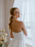 Chic Bridals Wedding Dresses Chrissy La Maison Bridal Boutique Ottawa Ontario