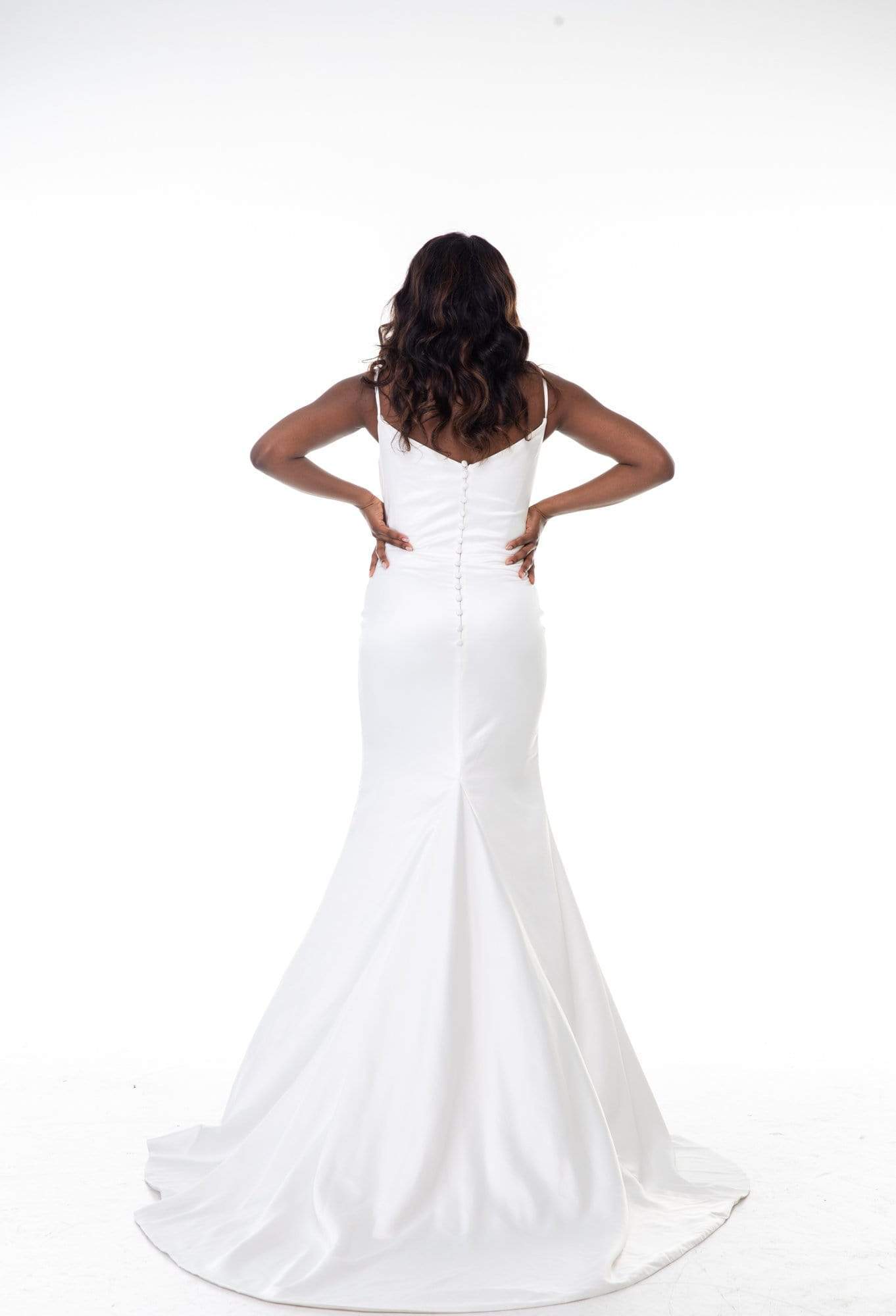 Chic Bridals Wedding Dresses Cielo La Maison Bridal Boutique Ottawa Ontario