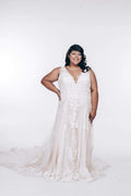 Chic Bridals Wedding Dresses Cristal La Maison Bridal Boutique Ottawa Ontario