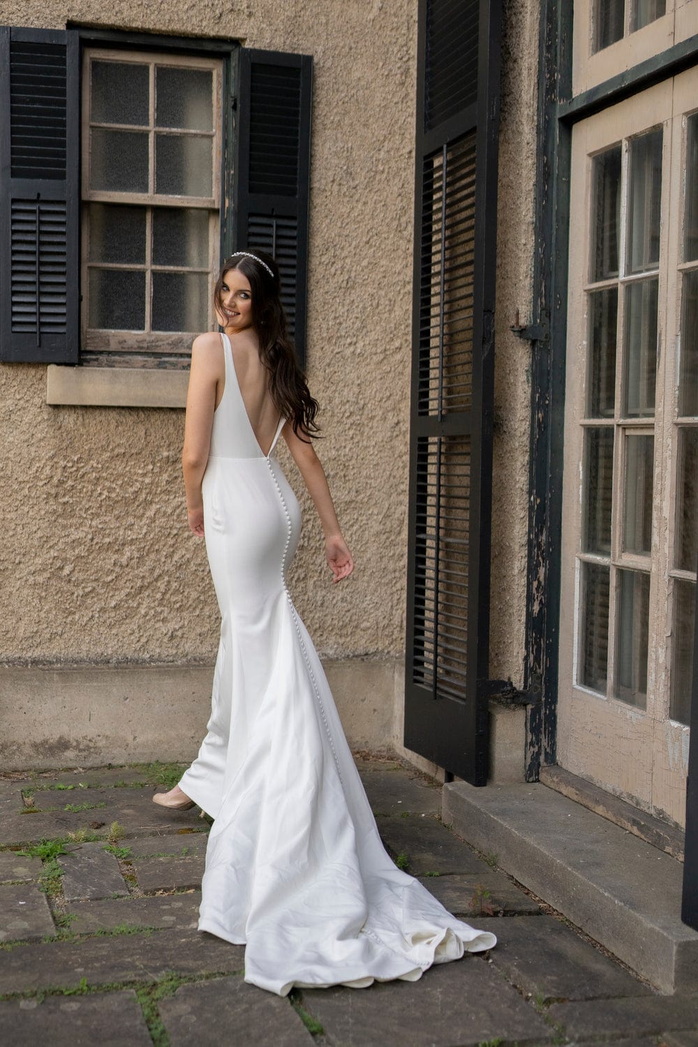 Chic Bridals Wedding Dresses Dana La Maison Bridal Boutique Ottawa Ontario