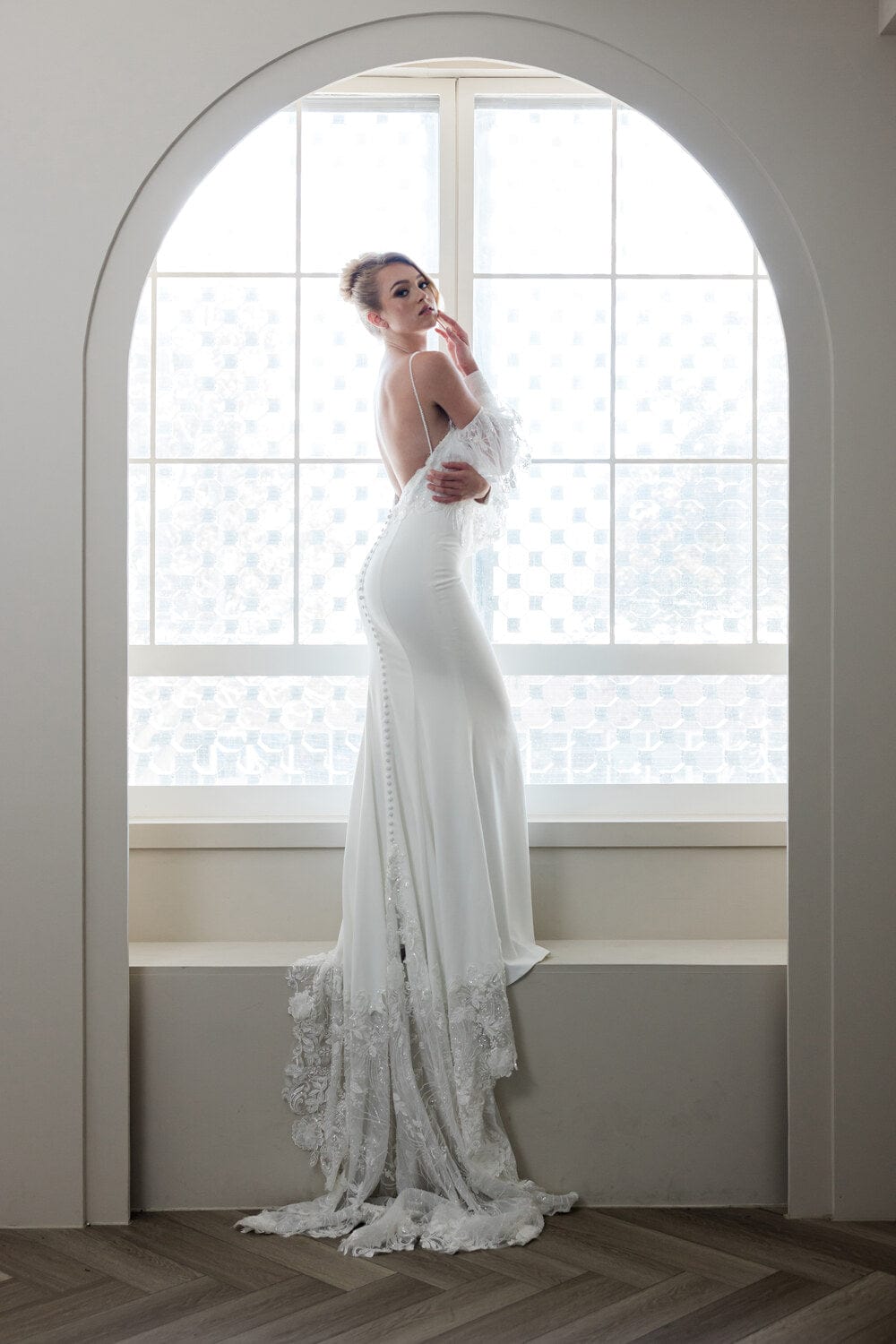 Chic Bridals Wedding Dresses Dara La Maison Bridal Boutique Ottawa Ontario