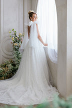 Chic Bridals Wedding Dresses Dina La Maison Bridal Boutique Ottawa Ontario