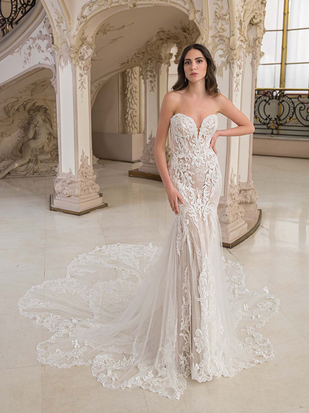Elysee Wedding Dress CLÉOPÂTRE La Maison Bridal Boutique Ottawa Ontario