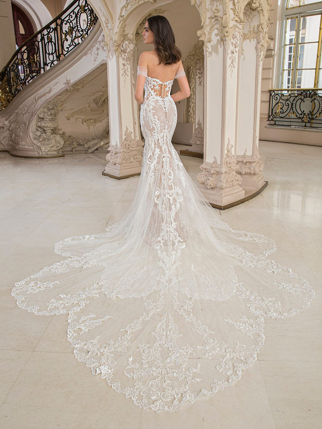 Elysee Wedding Dress CLÉOPÂTRE La Maison Bridal Boutique Ottawa Ontario