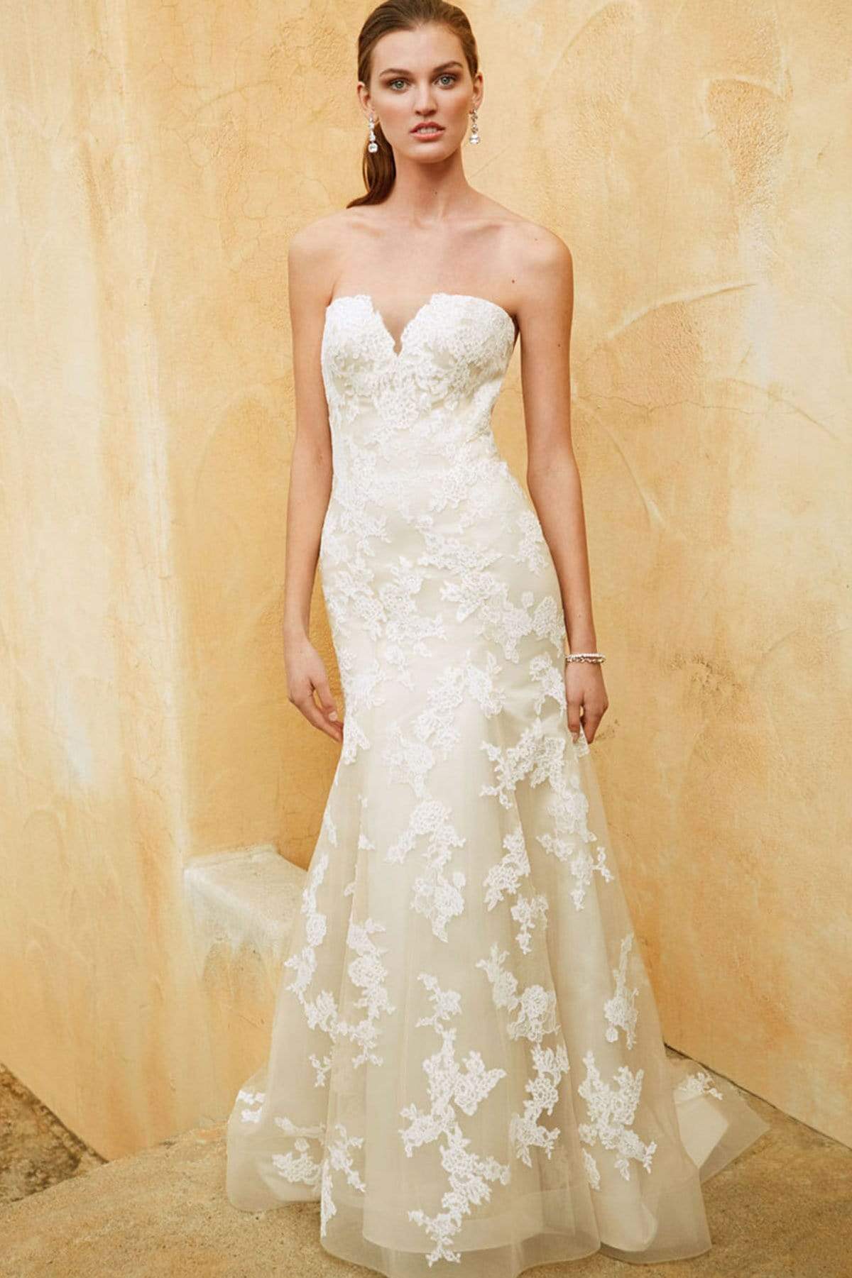 Enzoani Collection Exclusively at La Maison Bridal Boutique in Ottawa ON