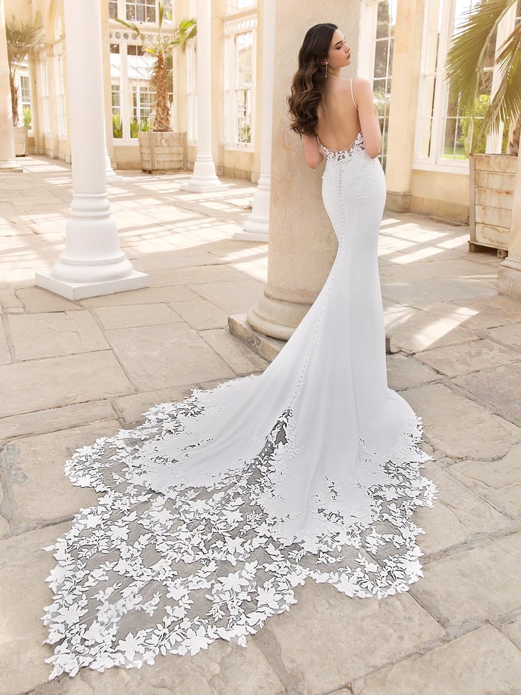 Enzoani Wedding Dress SINCLAIR La Maison Bridal Boutique Ottawa Ontario