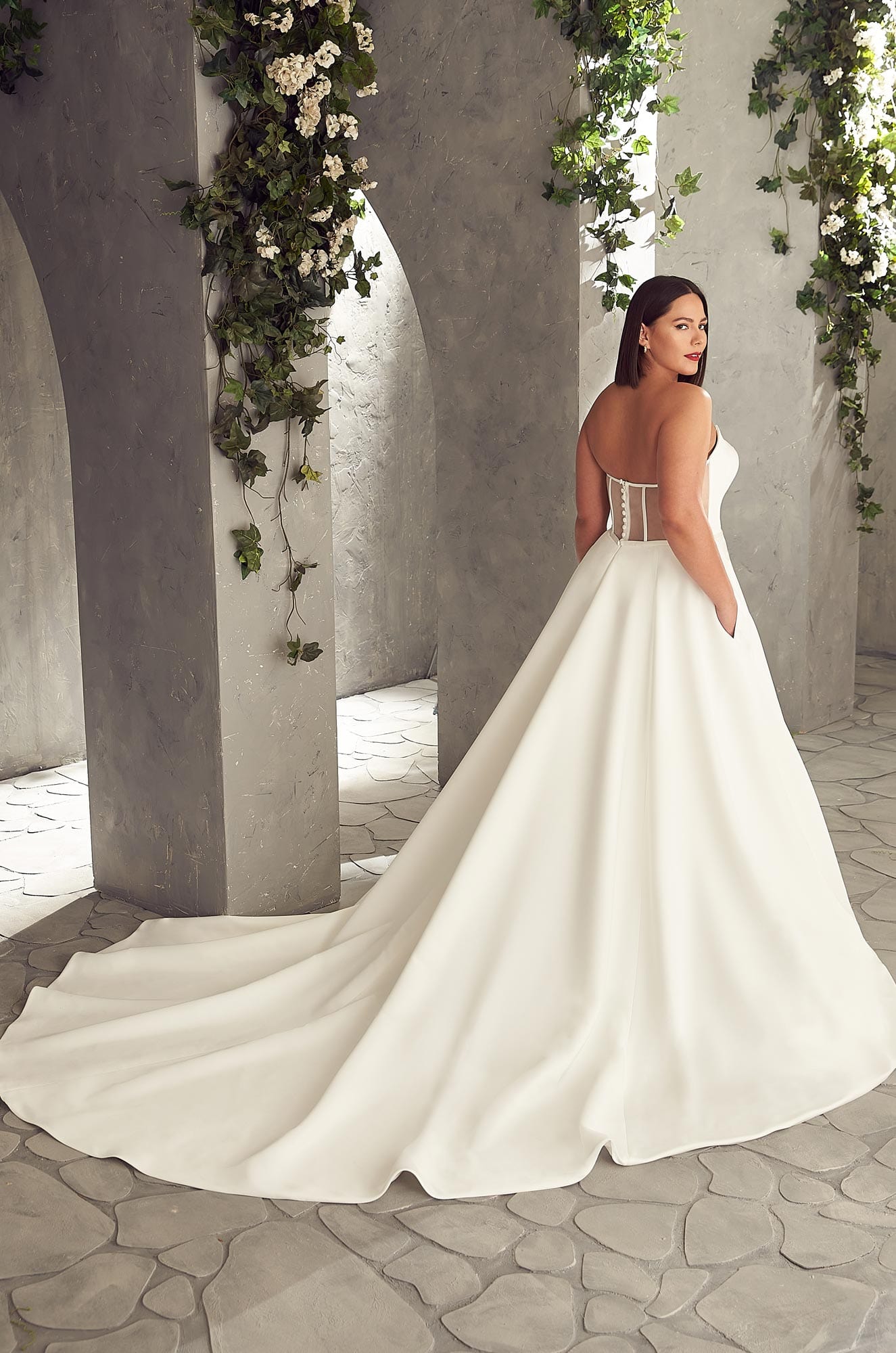 Mikaella Bridals Wedding Dress 2409 La Maison Bridal Boutique Ottawa Ontario