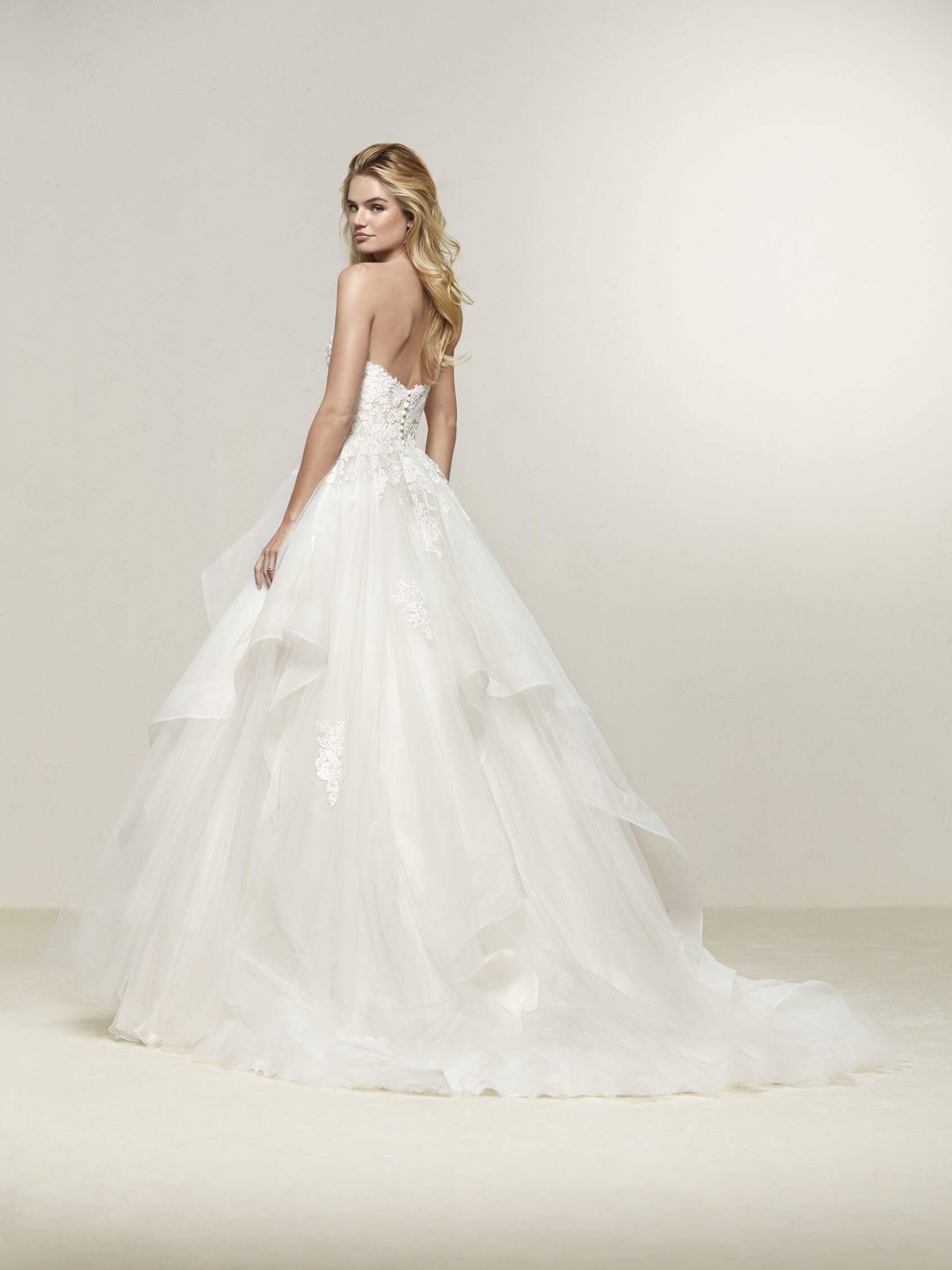 Pronovias Wedding Dress Draval La Maison Bridal Boutique Ottawa Ontario